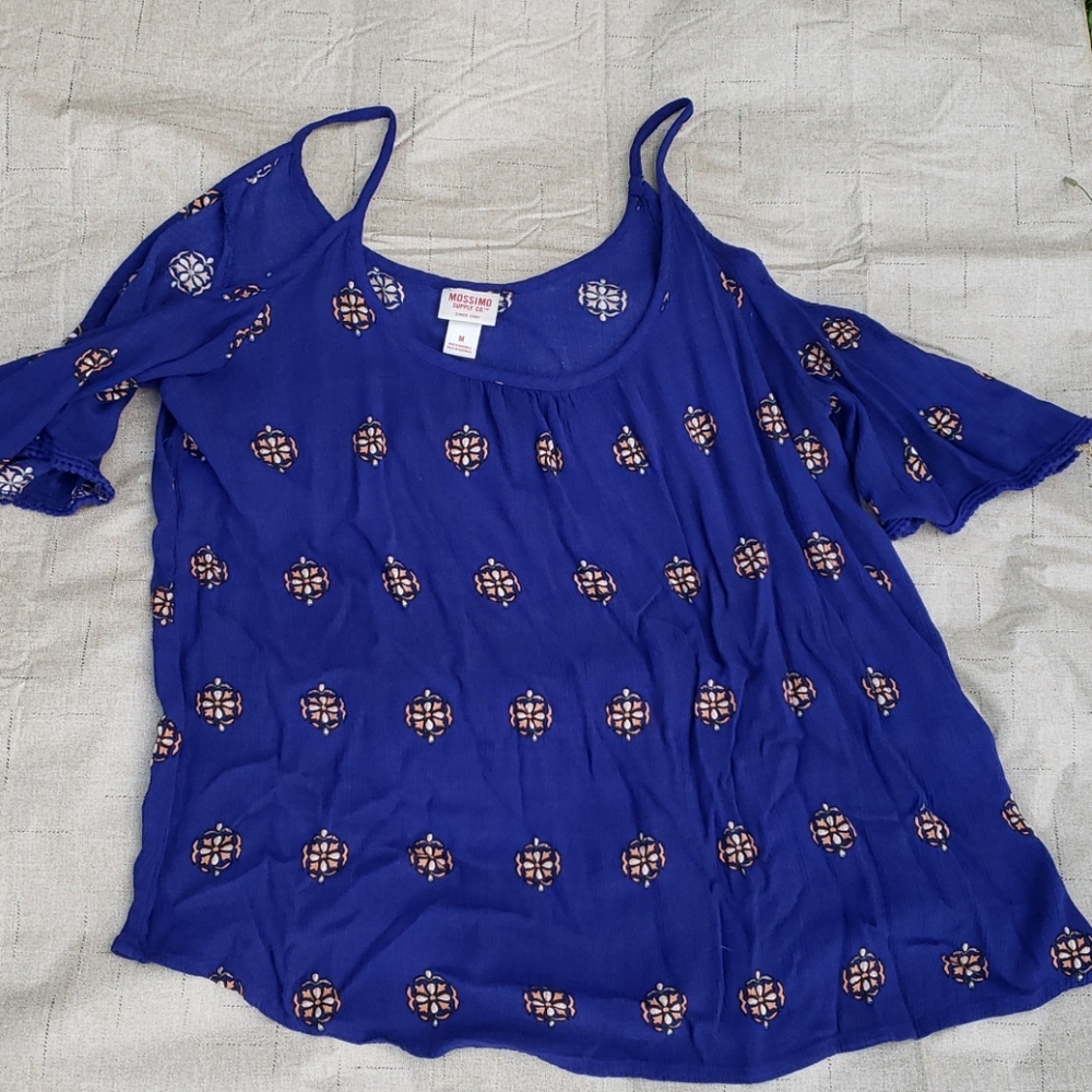 ❤3/$25❤ Mossimo cold shoulder top